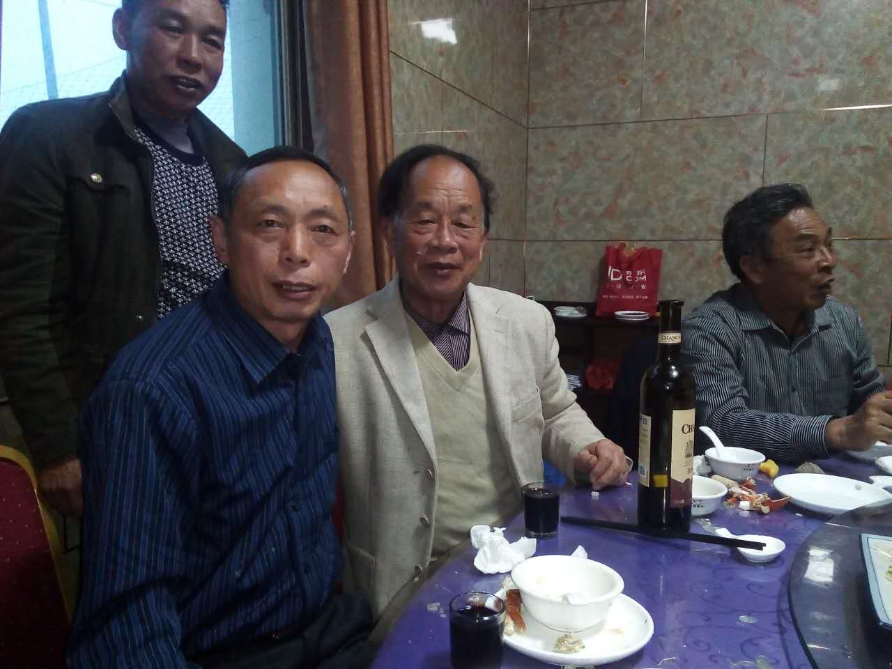 02.jpg